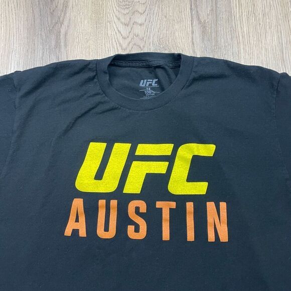 UFC Shirt Mens Large Black Fight Night Austin Texas MMA Fighting - Picture 2 of 9